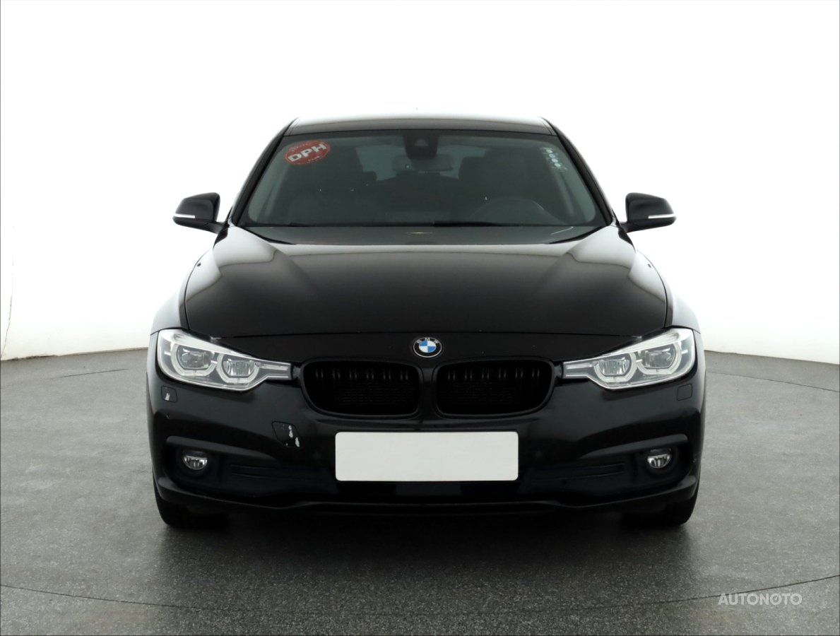 BMW Řada 3, 2017 - pohled č. 2