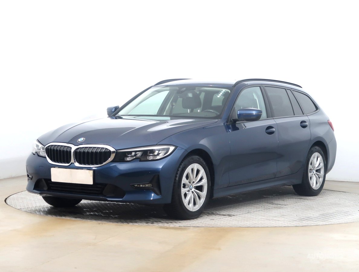 BMW Řada 3, 2022 - pohled č. 3