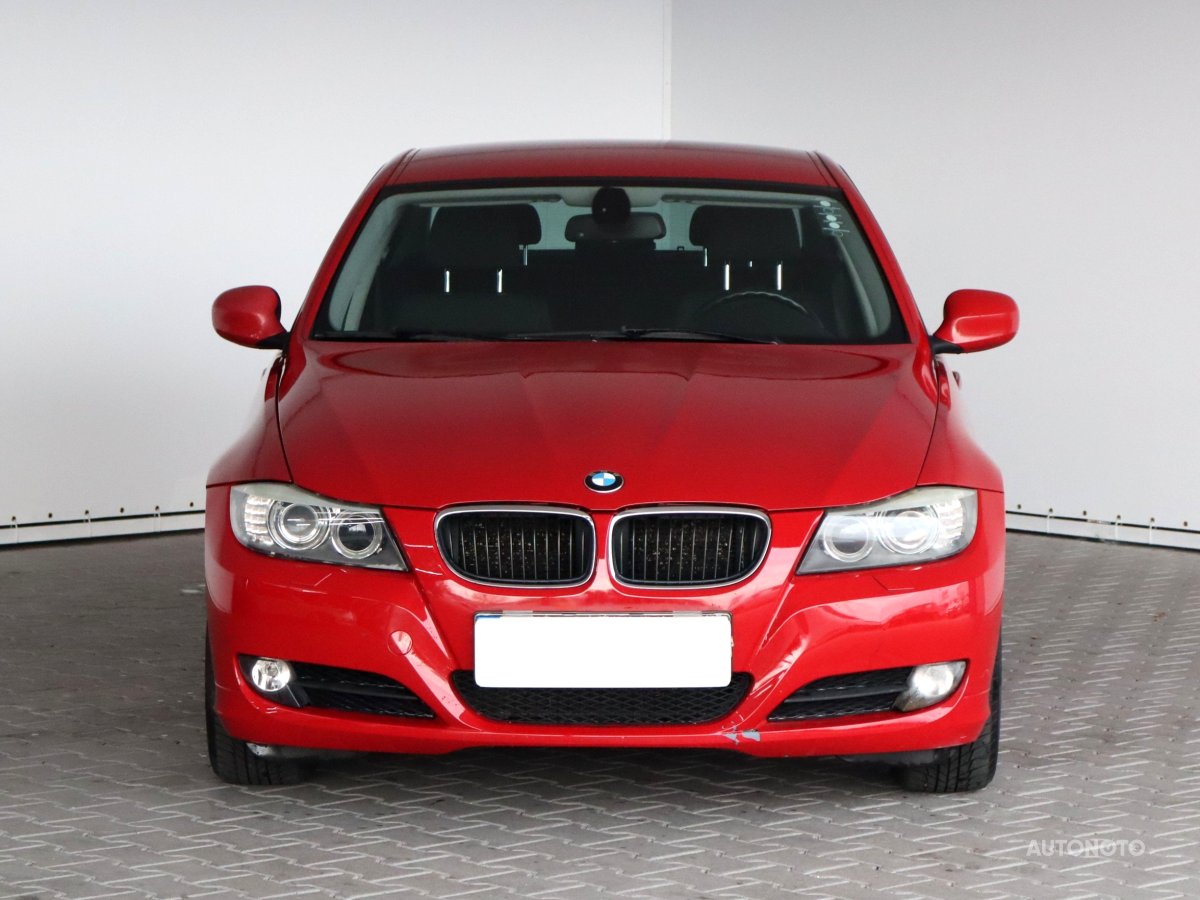 BMW Řada 3, 2010 - pohled č. 2