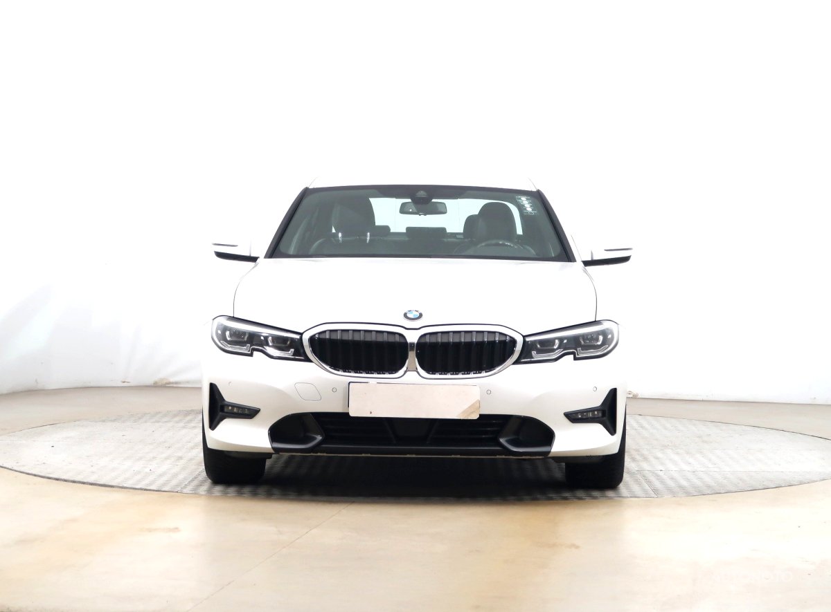 BMW Řada 3, 2019 - pohled č. 2