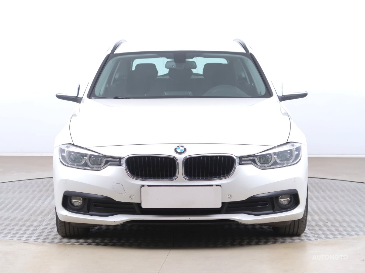 BMW Řada 3, 2017 - pohled č. 2