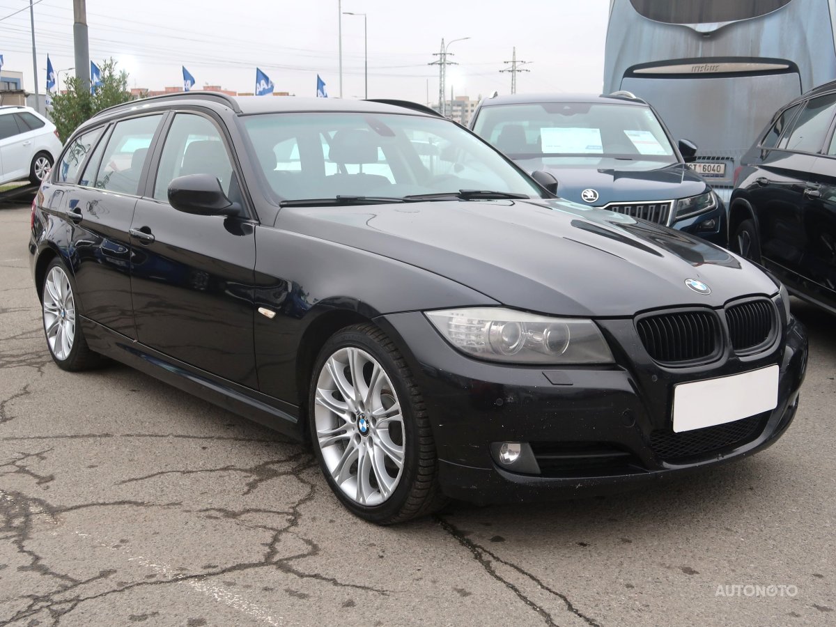 BMW Řada 3, 2011 - celkový pohled