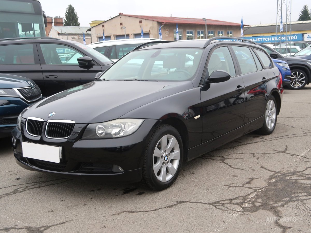 BMW Řada 3, 2007 - pohled č. 3