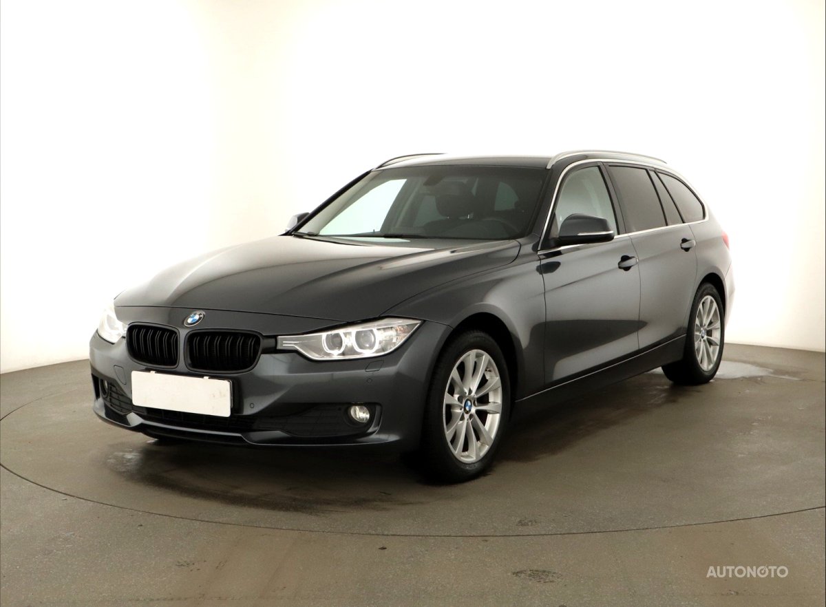 BMW Řada 3, 2013 - pohled č. 3