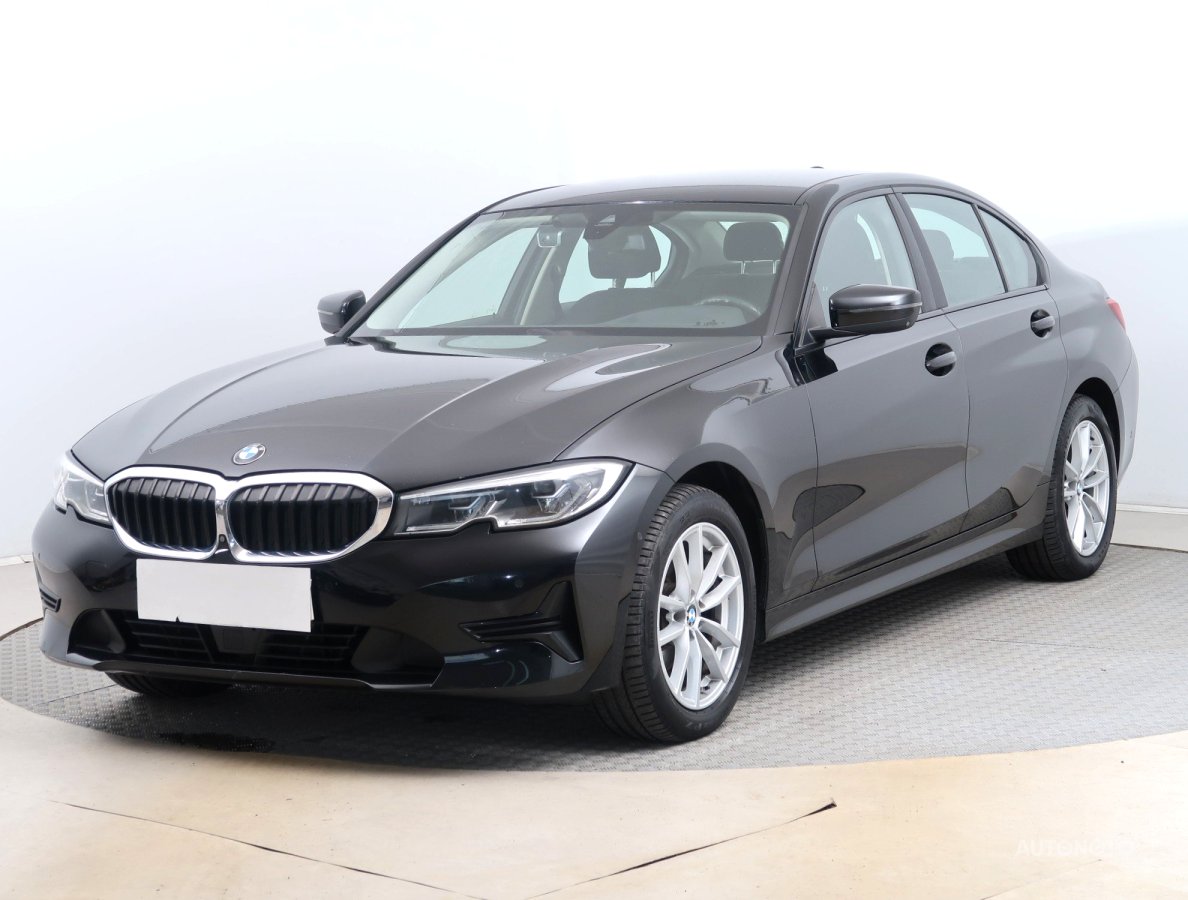 BMW Řada 3, 2019 - pohled č. 3