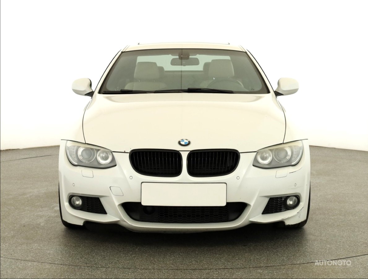 BMW Řada 3, 2013 - pohled č. 2