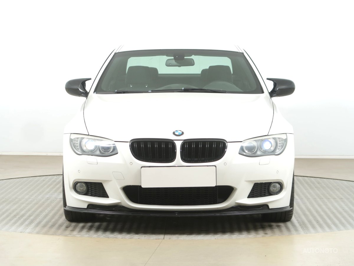 BMW Řada 3, 2013 - pohled č. 2