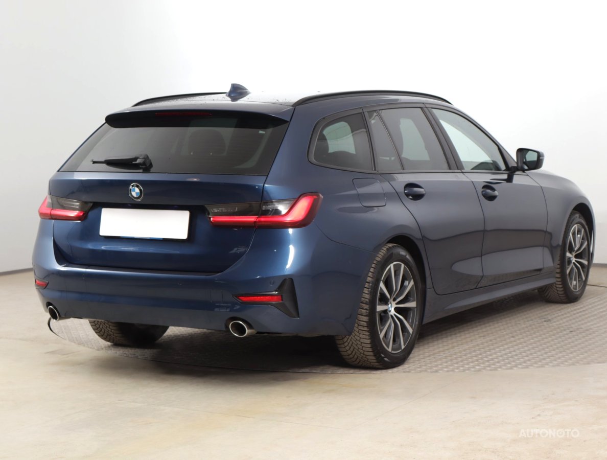 BMW Řada 3, 2021 - pohled č. 3