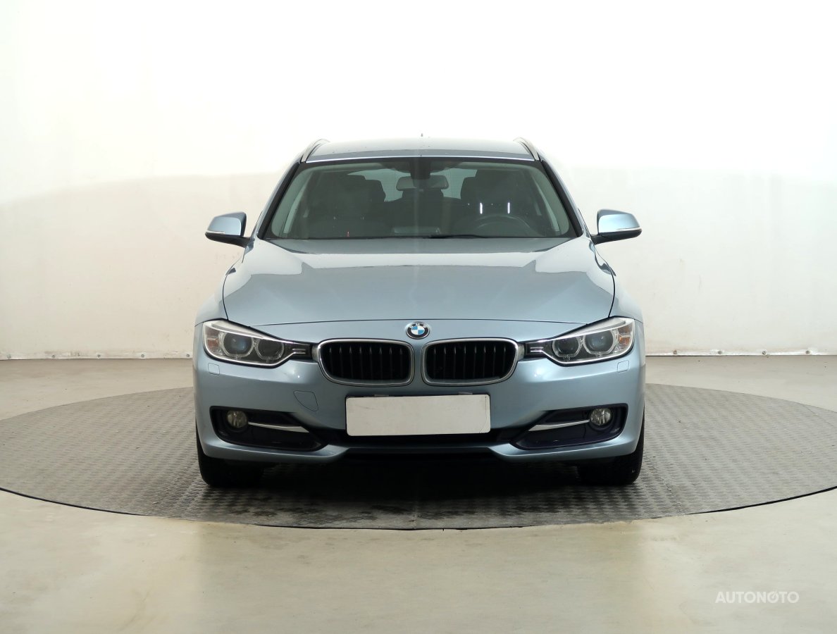 BMW Řada 3, 2014 - pohled č. 2