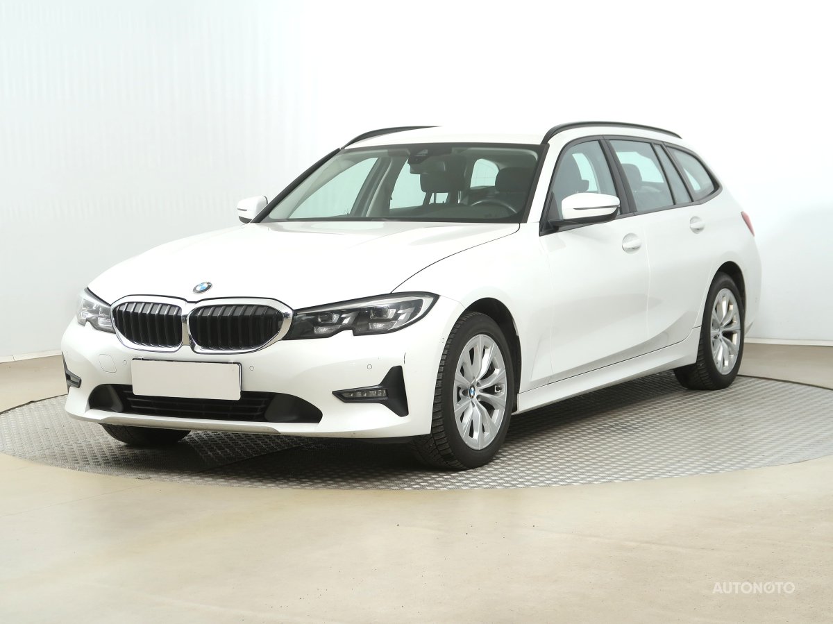 BMW Řada 3, 2021 - pohled č. 3