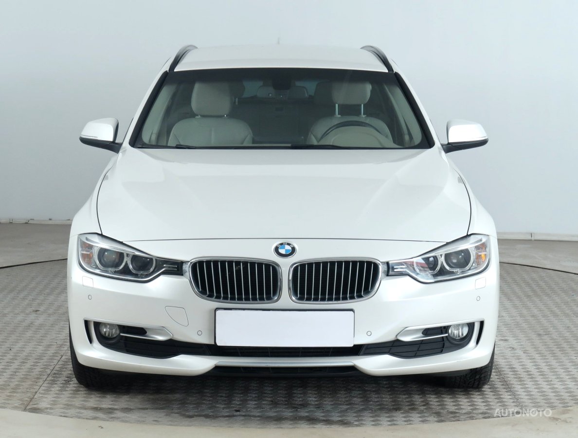 BMW Řada 3, 2014 - pohled č. 2