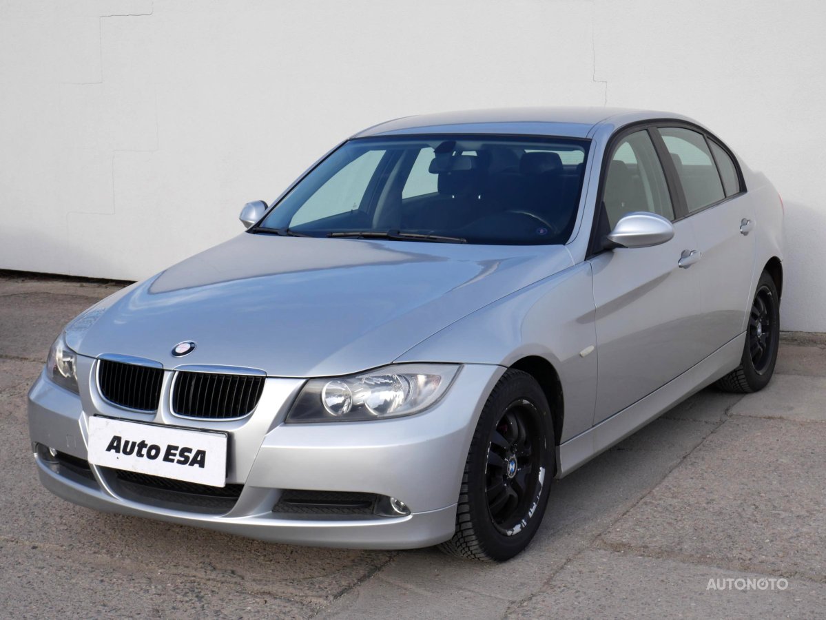 BMW Řada 3, 2005 - pohled č. 3