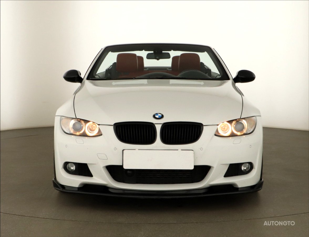 BMW Řada 3, 2007 - pohled č. 2