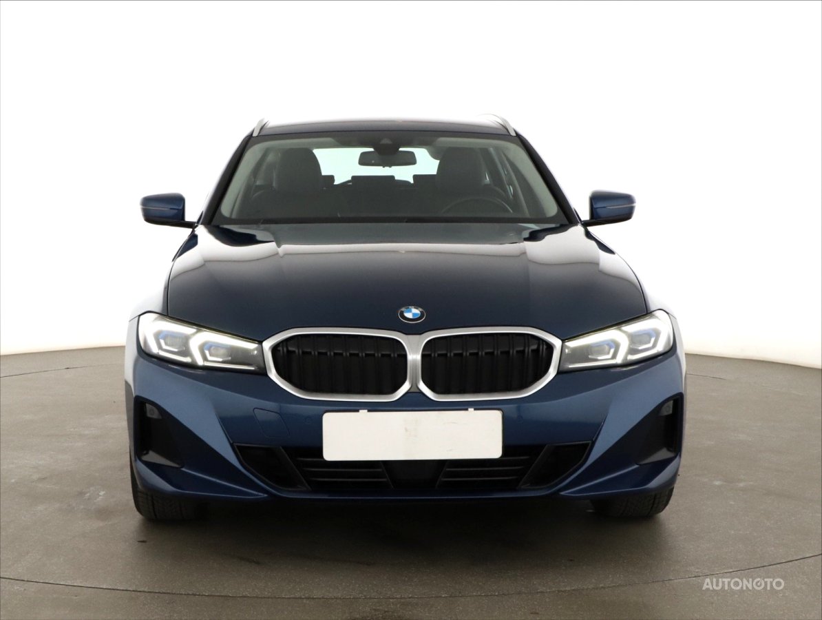 BMW Řada 3, 2023 - pohled č. 2