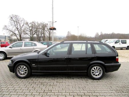 BMW Řada 3, 1998 - pohled č. 4