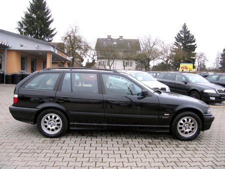 BMW Řada 3, 1998 - pohled č. 6