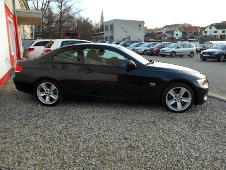 BMW Řada 3, 2010 - pohled č. 6