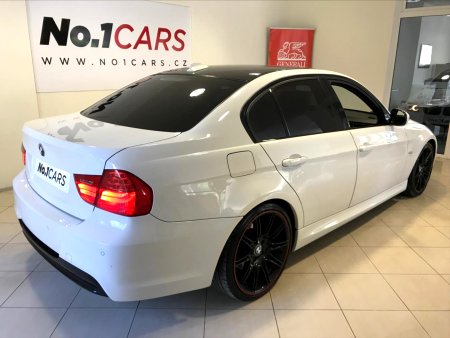 BMW Řada 3, 2010 - pohled č. 4