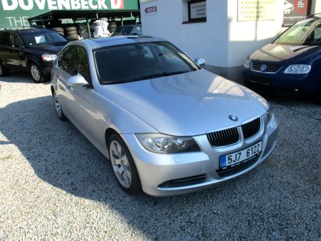 BMW Řada 3, 2005 - pohled č. 3