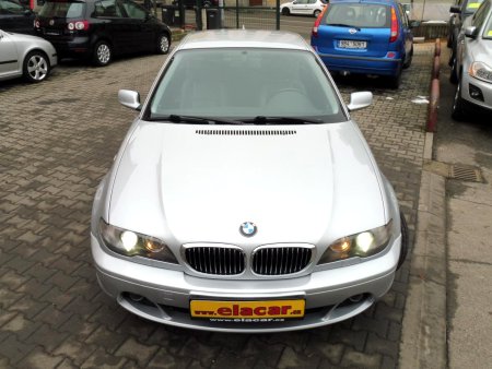 BMW Řada 3, 2003 - pohled č. 3