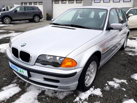 BMW Řada 3, 2000