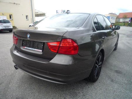 BMW Řada 3, 2010 - pohled č. 2