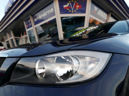 BMW Řada 3, 2005 - pohled č. 2