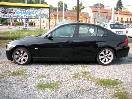 BMW Řada 3, 2007 - pohled č. 3