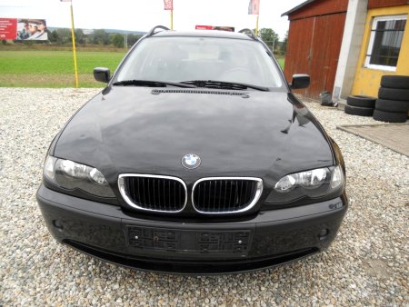 BMW Řada 3, 2002 - pohled č. 2