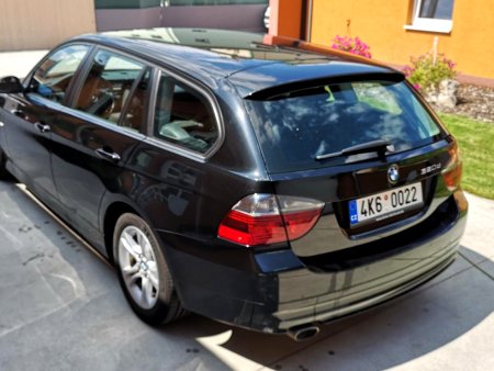 BMW Řada 3, 2008 - pohled č. 3