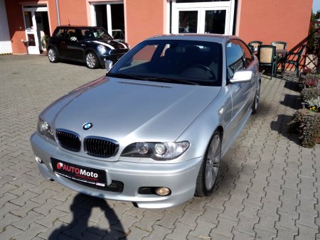 BMW Řada 3, 2004 - pohled č. 2