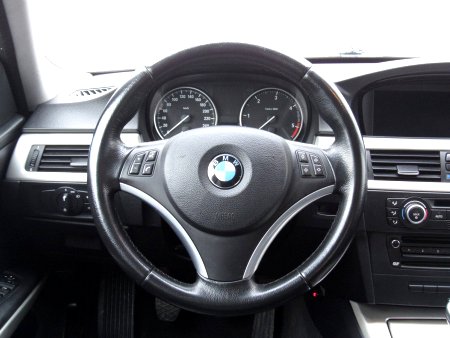 BMW Řada 3, 2008 - pohled č. 12