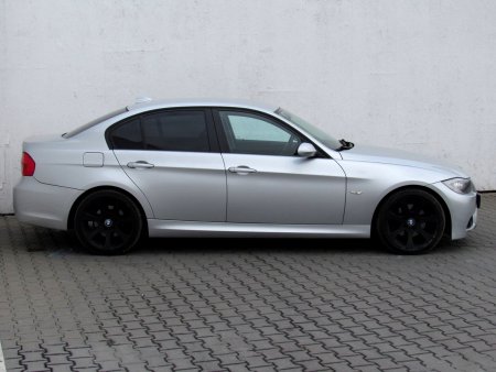 BMW Řada 3, 2008 - pohled č. 4