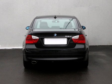 BMW Řada 3, 2007 - pohled č. 6