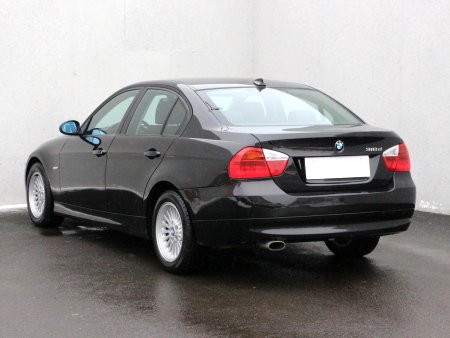 BMW Řada 3, 2007 - pohled č. 7