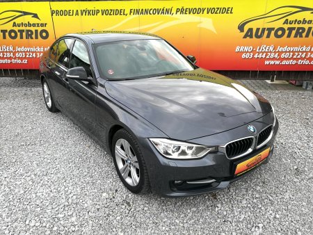 BMW Řada 3, 2012 - pohled č. 2