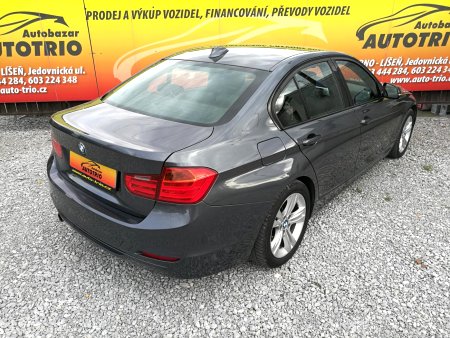 BMW Řada 3, 2012 - pohled č. 3