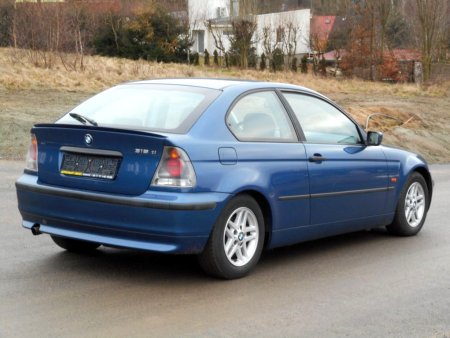 BMW Řada 3, 2001 - pohled č. 4