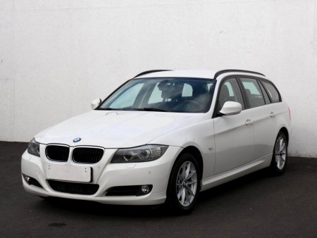 BMW Řada 3, 2010 - pohled č. 3