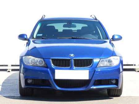 BMW Řada 3, 2007 - pohled č. 2