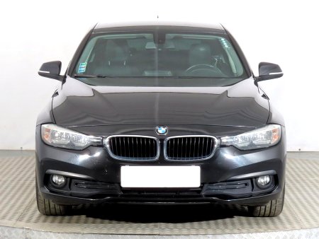 BMW Řada 3, 2016 - pohled č. 2