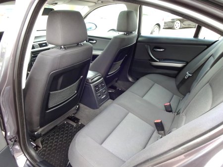 BMW Řada 3, 2007 - pohled č. 13