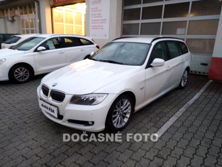 BMW Řada 3, 2012 - pohled č. 3