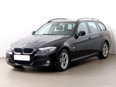 BMW Řada 3, 2009 - pohled č. 3