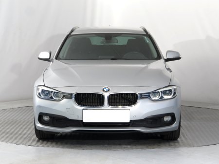 BMW Řada 3, 2017 - pohled č. 2