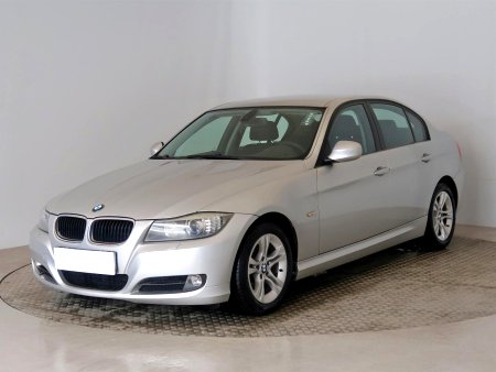 BMW Řada 3, 2008 - pohled č. 3