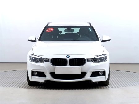BMW Řada 3, 2019 - pohled č. 2