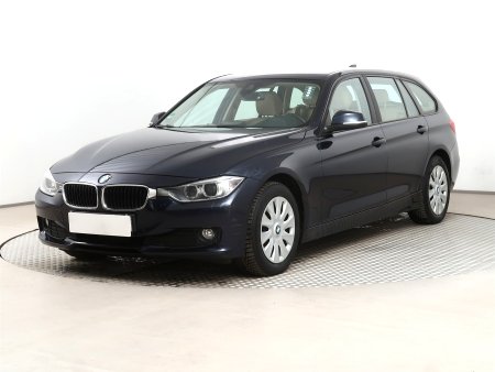 BMW Řada 3, 2013 - pohled č. 3