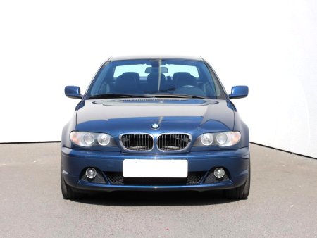 BMW Řada 3, 2005 - pohled č. 2