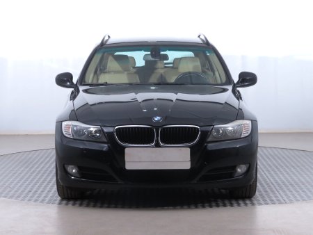 BMW Řada 3, 2008 - pohled č. 2